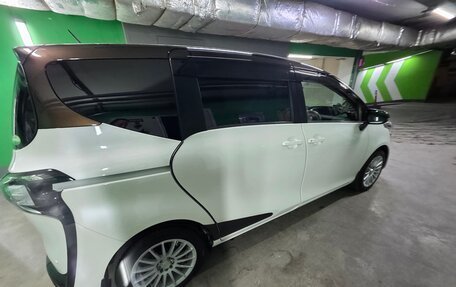 Toyota Sienta II, 2019 год, 1 400 000 рублей, 5 фотография