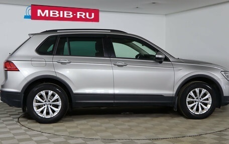 Volkswagen Tiguan II, 2019 год, 2 329 990 рублей, 4 фотография