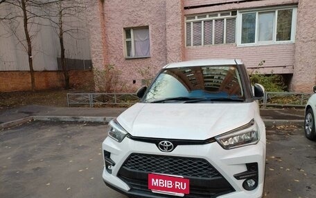Toyota Raize I, 2021 год, 1 600 000 рублей, 3 фотография