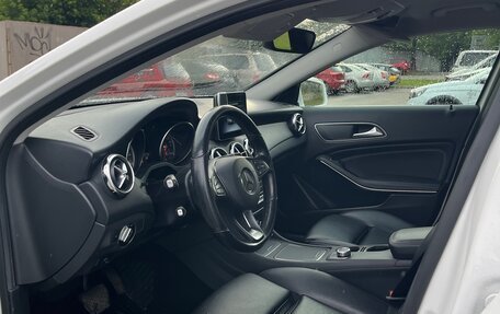 Mercedes-Benz GLA, 2019 год, 1 970 000 рублей, 7 фотография