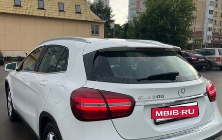 Mercedes-Benz GLA, 2019 год, 1 970 000 рублей, 4 фотография