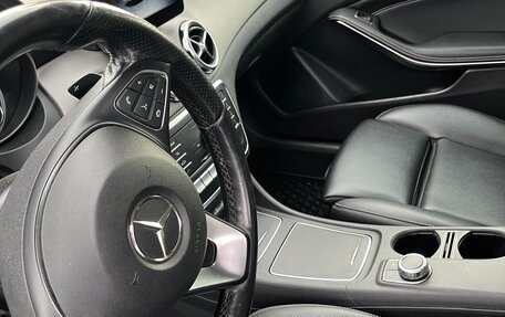 Mercedes-Benz GLA, 2019 год, 1 970 000 рублей, 10 фотография