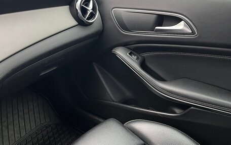 Mercedes-Benz GLA, 2019 год, 1 970 000 рублей, 16 фотография
