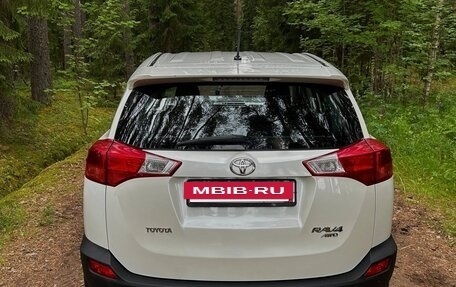 Toyota RAV4, 2014 год, 1 700 000 рублей, 5 фотография