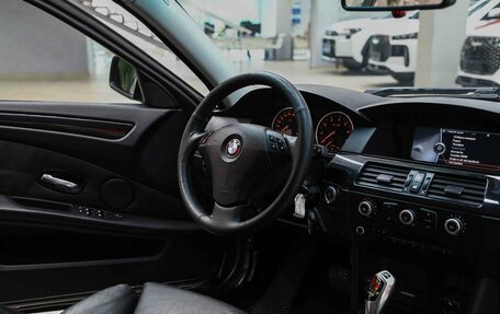 BMW 5 серия, 2007 год, 1 055 000 рублей, 11 фотография