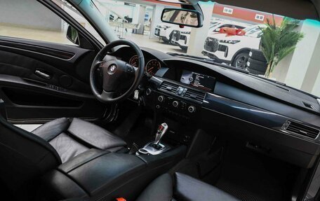 BMW 5 серия, 2007 год, 1 055 000 рублей, 6 фотография