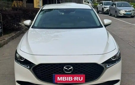 Mazda 3, 2022 год, 1 760 000 рублей, 2 фотография