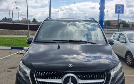 Mercedes-Benz V-Класс, 2019 год, 4 125 000 рублей, 2 фотография