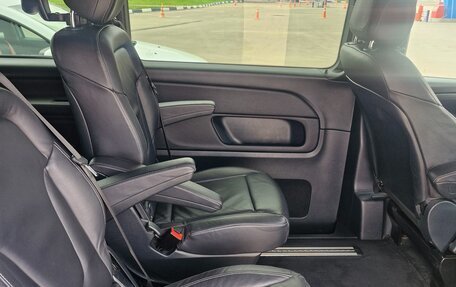 Mercedes-Benz V-Класс, 2019 год, 4 125 000 рублей, 9 фотография