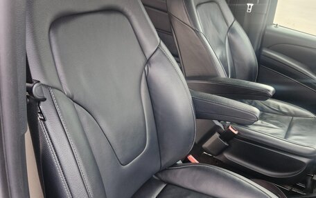 Mercedes-Benz V-Класс, 2019 год, 4 125 000 рублей, 10 фотография