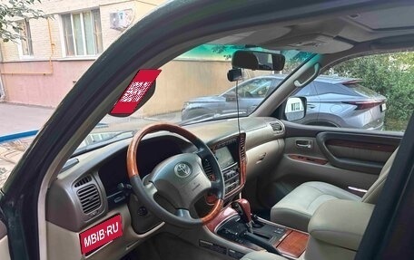 Toyota Land Cruiser 100 рестайлинг 2, 2001 год, 1 570 000 рублей, 9 фотография
