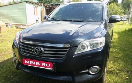 Toyota RAV4, 2011 год, 1 230 000 рублей, 2 фотография