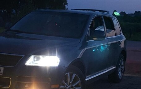 Volkswagen Touareg III, 2005 год, 570 000 рублей, 2 фотография