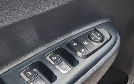 KIA Rio IV, 2018 год, 1 390 000 рублей, 12 фотография