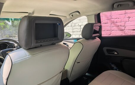 Chevrolet Cruze II, 2012 год, 950 000 рублей, 7 фотография