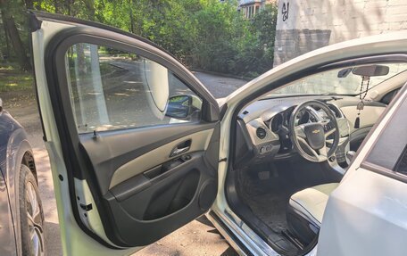 Chevrolet Cruze II, 2012 год, 950 000 рублей, 13 фотография