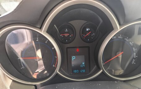 Chevrolet Cruze II, 2012 год, 950 000 рублей, 17 фотография