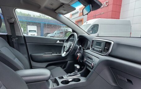 KIA Sportage IV рестайлинг, 2018 год, 2 370 000 рублей, 27 фотография
