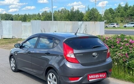 Hyundai Solaris II рестайлинг, 2012 год, 689 000 рублей, 4 фотография