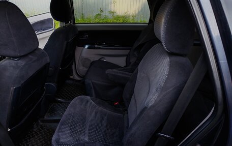 Mitsubishi Grandis, 2006 год, 800 000 рублей, 10 фотография