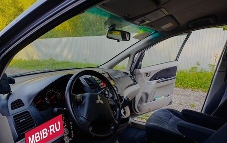 Mitsubishi Grandis, 2006 год, 800 000 рублей, 6 фотография