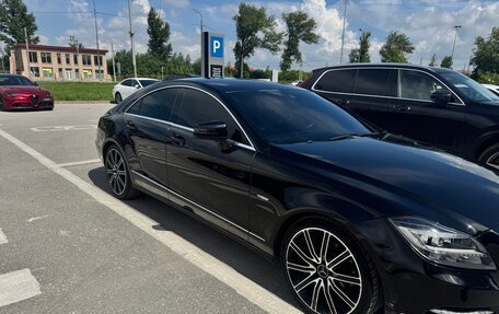 Mercedes-Benz CLS, 2011 год, 2 700 000 рублей, 3 фотография