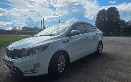 KIA Rio III рестайлинг, 2012 год, 550 000 рублей, 3 фотография