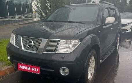 Nissan Pathfinder, 2005 год, 680 000 рублей, 1 фотография