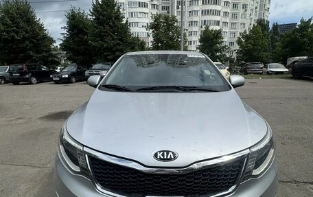KIA Rio III рестайлинг, 2015 год, 920 000 рублей, 1 фотография