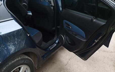 Chevrolet Cruze II, 2011 год, 670 000 рублей, 10 фотография