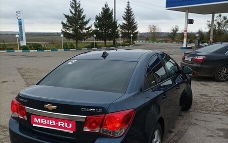 Chevrolet Cruze II, 2011 год, 670 000 рублей, 2 фотография