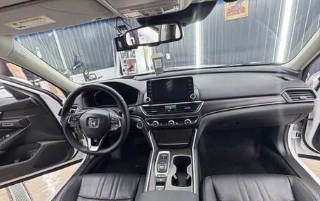 Honda Accord IX рестайлинг, 2019 год, 2 980 000 рублей, 6 фотография