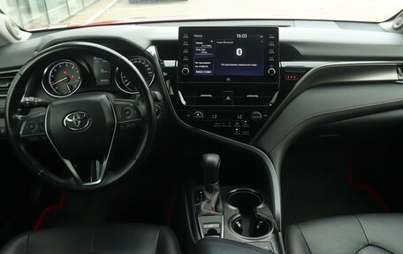 Toyota Camry, 2021 год, 3 019 000 рублей, 7 фотография