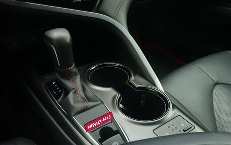 Toyota Camry, 2021 год, 3 019 000 рублей, 12 фотография