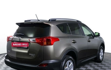 Toyota RAV4, 2014 год, 1 998 000 рублей, 6 фотография