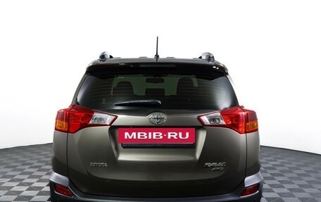 Toyota RAV4, 2014 год, 1 998 000 рублей, 7 фотография