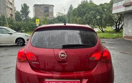 Opel Astra J, 2010 год, 560 000 рублей, 6 фотография