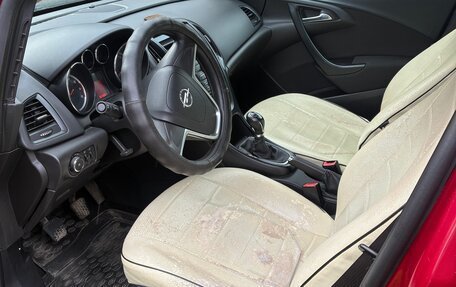 Opel Astra J, 2010 год, 560 000 рублей, 15 фотография