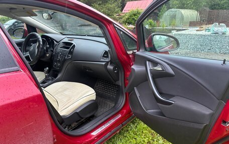 Opel Astra J, 2010 год, 560 000 рублей, 12 фотография
