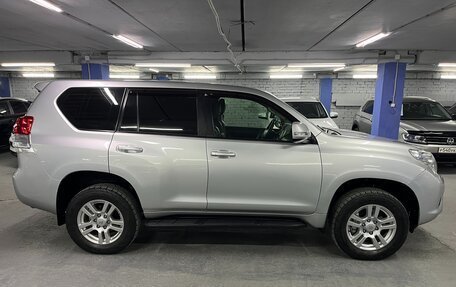 Toyota Land Cruiser Prado 150 рестайлинг 2, 2010 год, 1 999 000 рублей, 4 фотография
