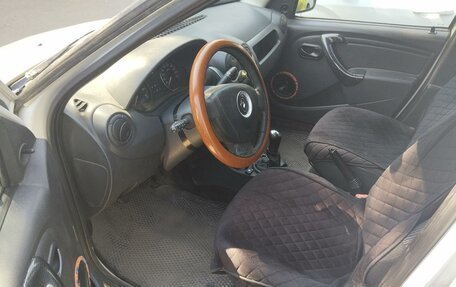 Renault Logan I, 2015 год, 210 000 рублей, 8 фотография