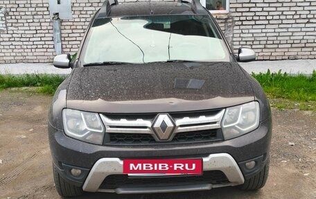 Renault Duster I рестайлинг, 2017 год, 1 200 000 рублей, 2 фотография
