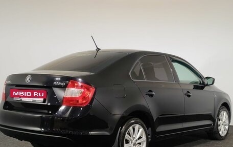 Skoda Rapid I, 2015 год, 995 000 рублей, 5 фотография