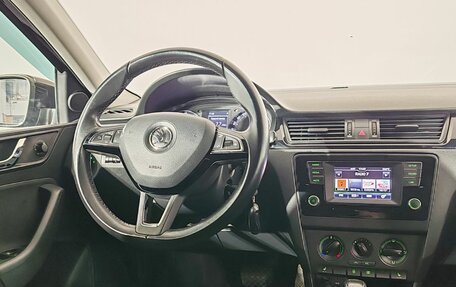 Skoda Rapid I, 2015 год, 995 000 рублей, 11 фотография