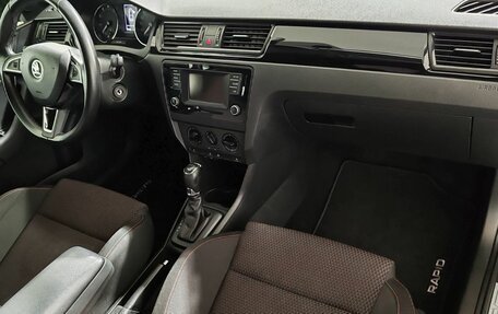 Skoda Rapid I, 2015 год, 995 000 рублей, 15 фотография