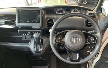 Honda N-BOX II, 2021 год, 720 999 рублей, 6 фотография