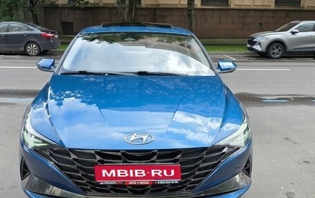 Hyundai Elantra, 2020 год, 2 200 000 рублей, 1 фотография