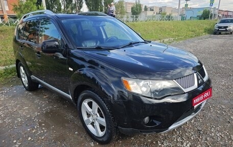 Mitsubishi Outlander III рестайлинг 3, 2008 год, 890 000 рублей, 1 фотография