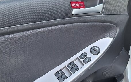 Hyundai Solaris II рестайлинг, 2014 год, 790 000 рублей, 10 фотография