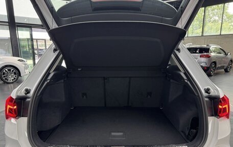 Audi Q3, 2023 год, 2 353 000 рублей, 17 фотография